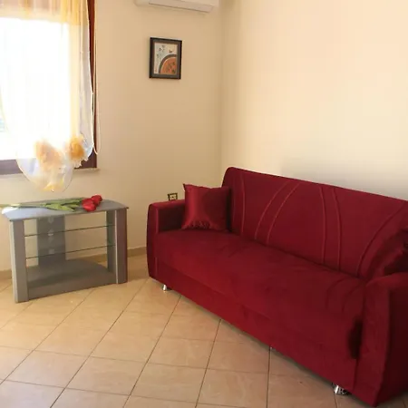 Casa Elena Floris *